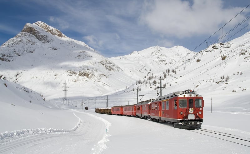 Supersonic Train